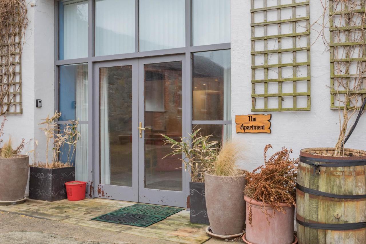The Apartment - Barr Hall Barns พอร์ตาเฟอร์รี ภายนอก รูปภาพ