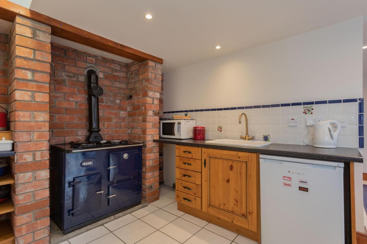 The Apartment - Barr Hall Barns พอร์ตาเฟอร์รี ภายนอก รูปภาพ